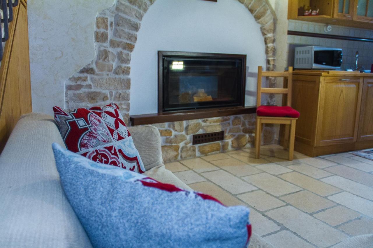 Palo Del Colle Ierva Chiain, Guest House Bagian luar foto
